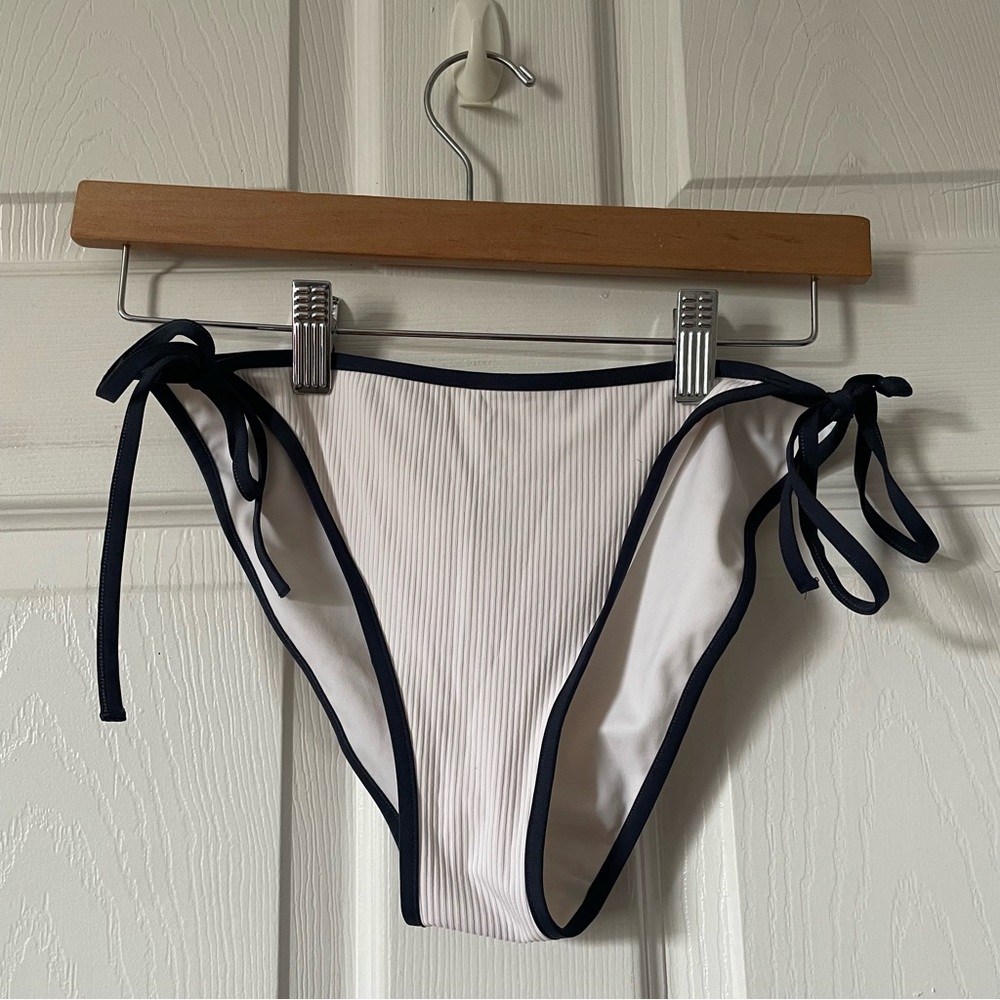 H&M White Ribbed Bikini Bottom with Navy Binding